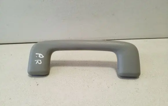 Mitsubishi Outlander Front interior roof grab handle