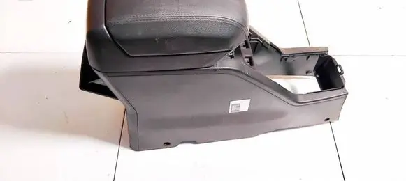 Chevrolet Captiva Armrest 