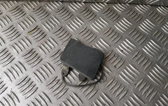 Volvo XC90 Rear bumper row hook cap/cover 