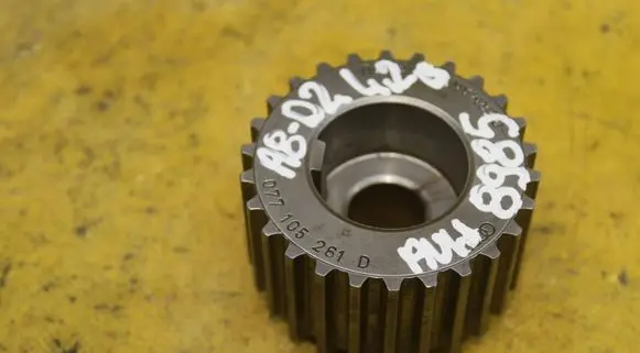 Audi A8 S8 D2 4D Camshaft pulley/ VANOS 