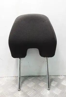 Volvo V40 Front seat headrest 
