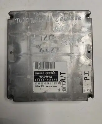 Toyota Land Cruiser (J120) Engine control unit/module 896616A070 1758005281