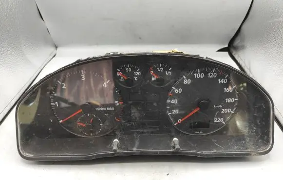 Audi A4 S4 B5 8D Speedometer (instrument cluster) 8D0919034