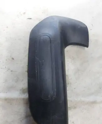 Front bumper splitter molding