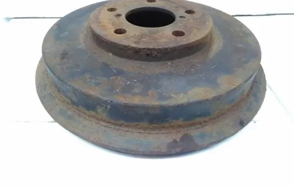 Subaru Impreza I Rear brake disc