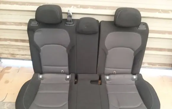 Hyundai i30 Second row seats 