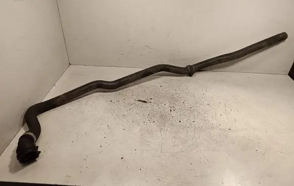 BMW 4 F32 F33 Engine coolant pipe/hose 9243891