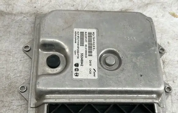 Fiat Fiorino Engine control unit/module 55246942 0109000