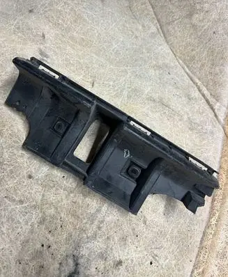 Volvo C30 Rear bumper mounting bracket 30657219 3065721