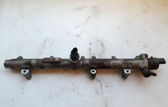 KIA Carens I Fuel main line pipe 3140027001