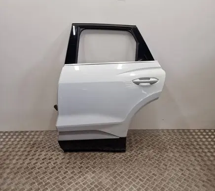 Audi Q4 e-tron Rear door
