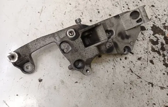 Generator/alternator bracket