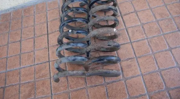Mercedes-Benz E W210 Front coil spring 