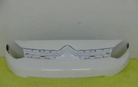 Citroen Jumpy Front bumper 9808638877