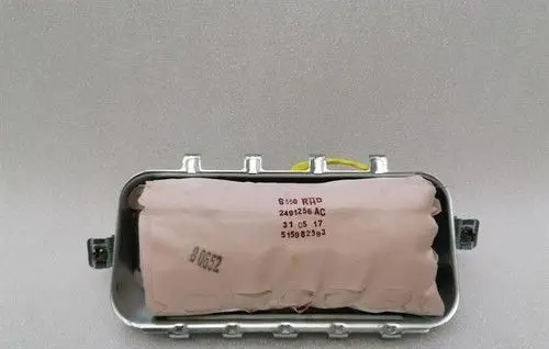 Ford Mustang VI Passenger airbag GR3B63044A74