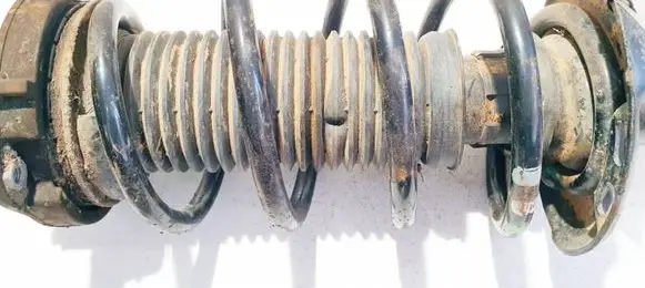 Audi Q3 8U Front coil spring 