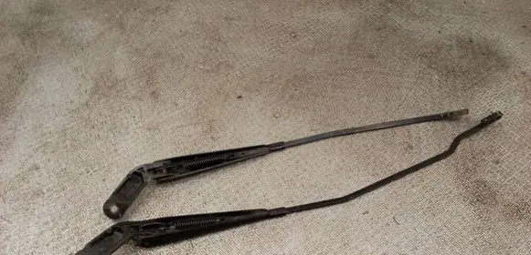 Jaguar X-Type Front wiper blade arm 