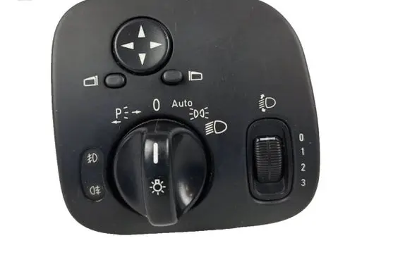 Mercedes-Benz C W203 Light switch A2035450604