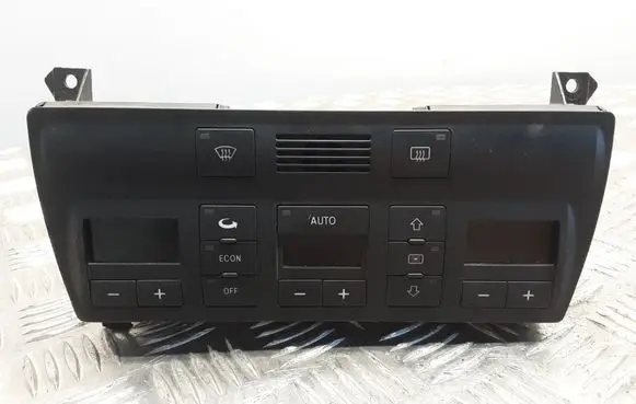 Audi A6 S6 C5 4B Climate control unit 4B0820043F