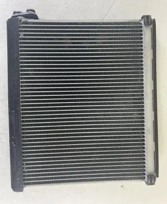 Toyota Land Cruiser (J120) Air conditioning (A/C) radiator (interior) 