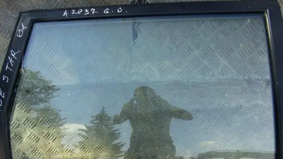 Mitsubishi Space Star Rear door window glass