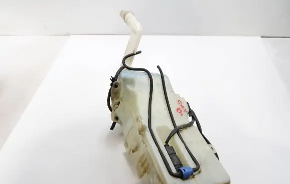 Mitsubishi Colt Windshield washer fluid reservoir/tank 45R00