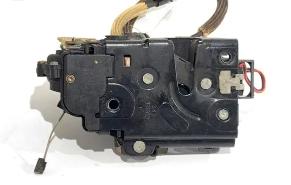 Seat Leon (1M) Rear door lock 