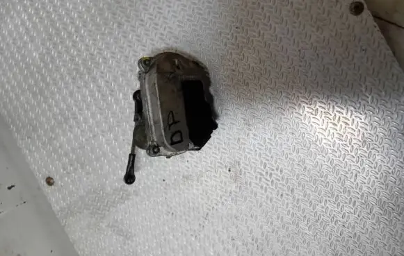 Audi A8 S8 D3 4E Intake manifold valve actuator/motor 9045475101 A2C53308513