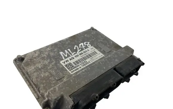 Volkswagen Polo V 6R Engine control unit/module 03E906023D