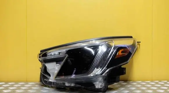 Subaru Forester SK Headlight/headlamp SUBARUFORESTERLIFT 2794