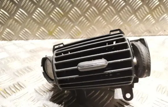 Mercedes-Benz C W203 Dashboard air vent grill cover trim 2038300554