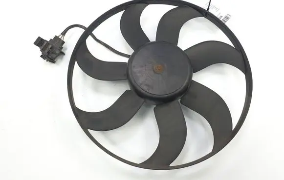 Skoda Fabia Mk3 (NJ) Electric radiator cooling fan 6R0959455E