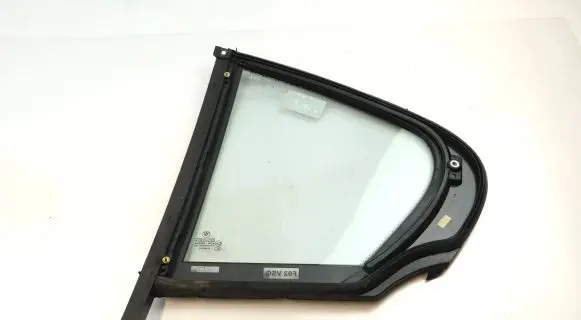 BMW 7 F01 F02 F03 F04 Rear vent window glass 7177854