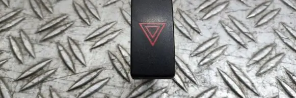 Toyota Avensis T270 Hazard light switch