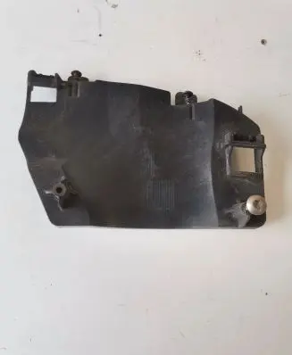 Mercedes-Benz B W246 W242 Muffler mount bracket/holder A2468850614