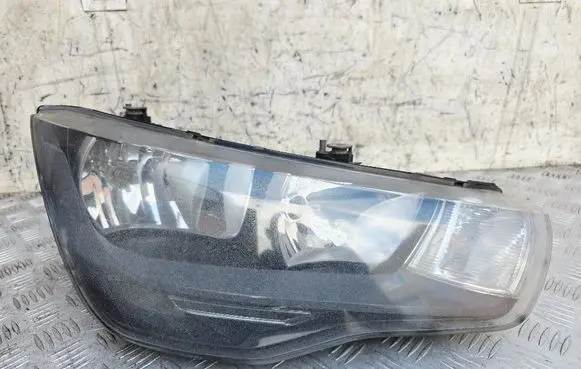 Audi A1 Headlight/headlamp 8X0941004A 70002R 70002