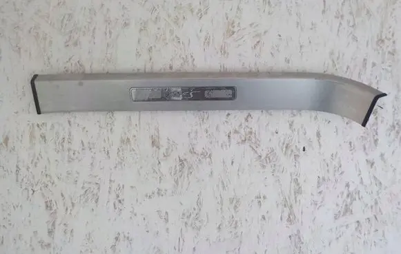 Bentley Flying Spur Front sill trim cover 867688o9