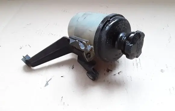Hyundai Trajet Power steering fluid tank/reservoir NOCODE