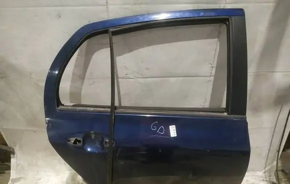 Toyota Yaris Rear door MELYNOS