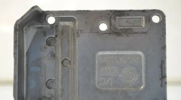 Audi Q7 4L Bracket in trunk/boot 1465575003 46062