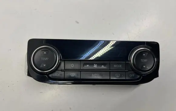 Mitsubishi Outlander Climate control unit 7820A948XA 150914 CAB502A040L