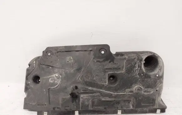 Peugeot 3008 II Rear bumper underbody cover/under tray 9809531980