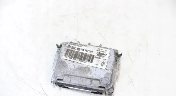Volkswagen PASSAT B6 Voltage converter/converter module 