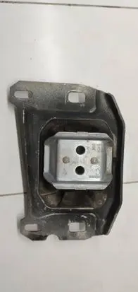 Peugeot Partner III Gearbox mount 9807420980