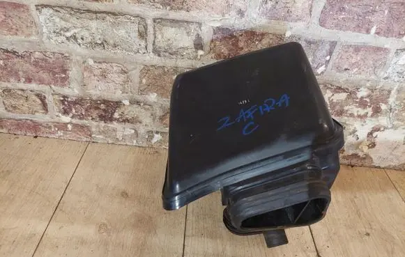 Opel Zafira C Air filter box cover 