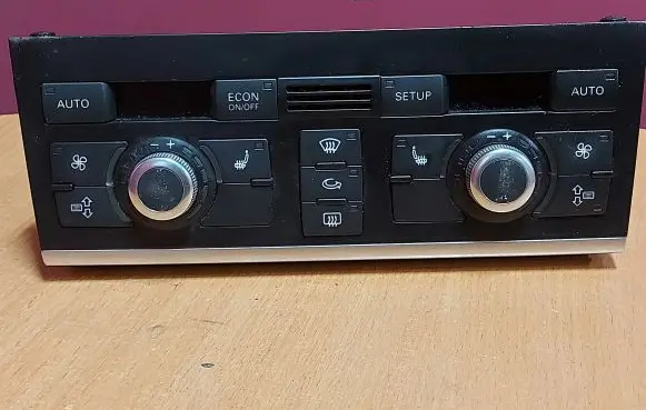 Audi Q7 4L Climate control unit 4L0820043F
