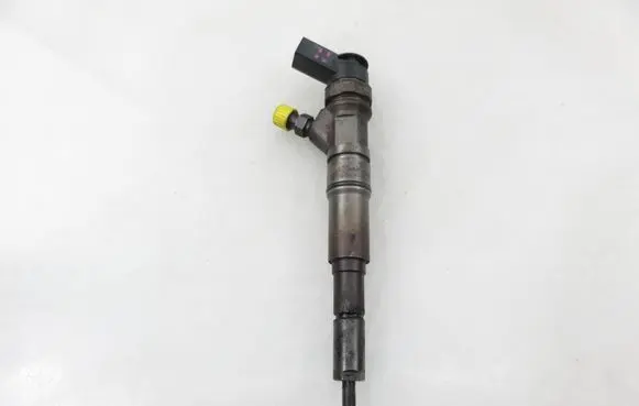 BMW 5 E60 E61 Fuel injector 0445110216 7793836