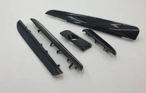 Chrysler Town & Country V Panel trim