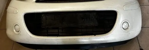 Nissan Micra C+C Front bumper