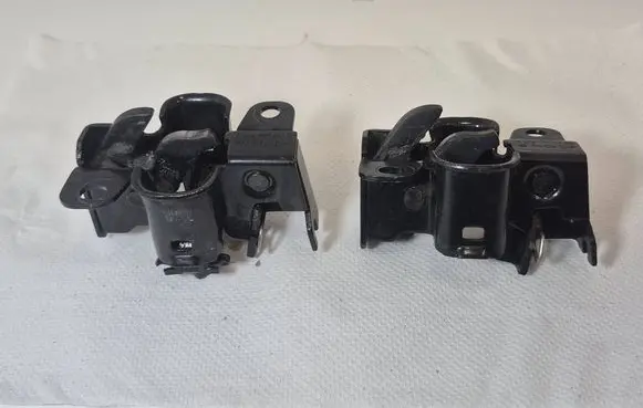 Mercedes-Benz ML W164 Engine bonnet/hood lock/catch A2198800160